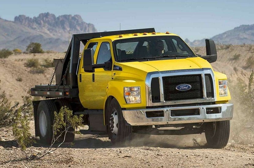 Ford F-650-750 11