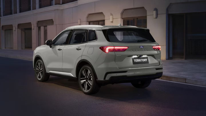 Ford Territory Hybrida